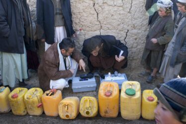 Kvalitu vody testujeme u každé nové studny