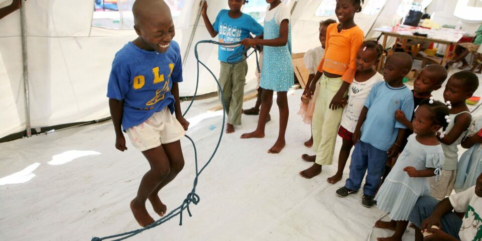 Na Haiti jsme otevřeli 8 dětských center