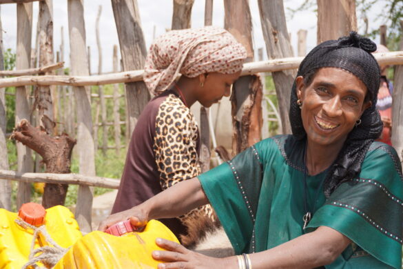 Vodní zdroj v Halabě. Člověk v tísni Etiopie